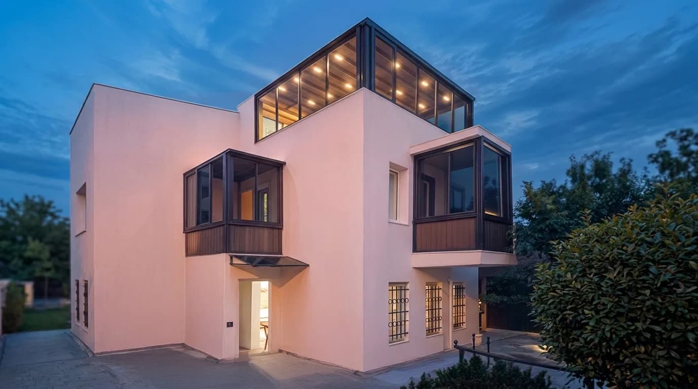 Pergola tente altında sürme cam sistemi uygulaması